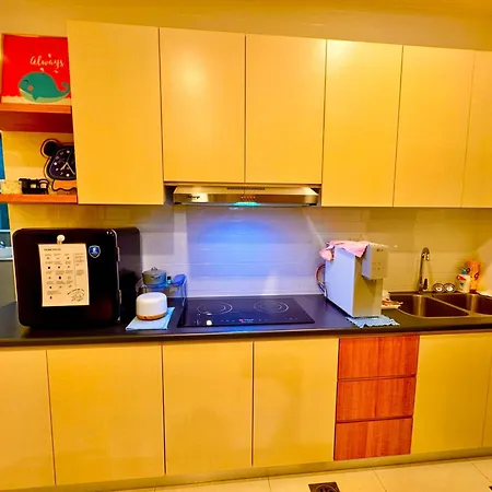 The Podium Kuching Luxury 6Pax 3Br Hfloor Facing Aeon Apartment Exterior photo