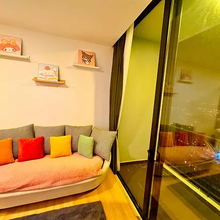 The Podium Kuching Luxury 6Pax 3Br Hfloor Facing Aeon Apartment Exterior photo