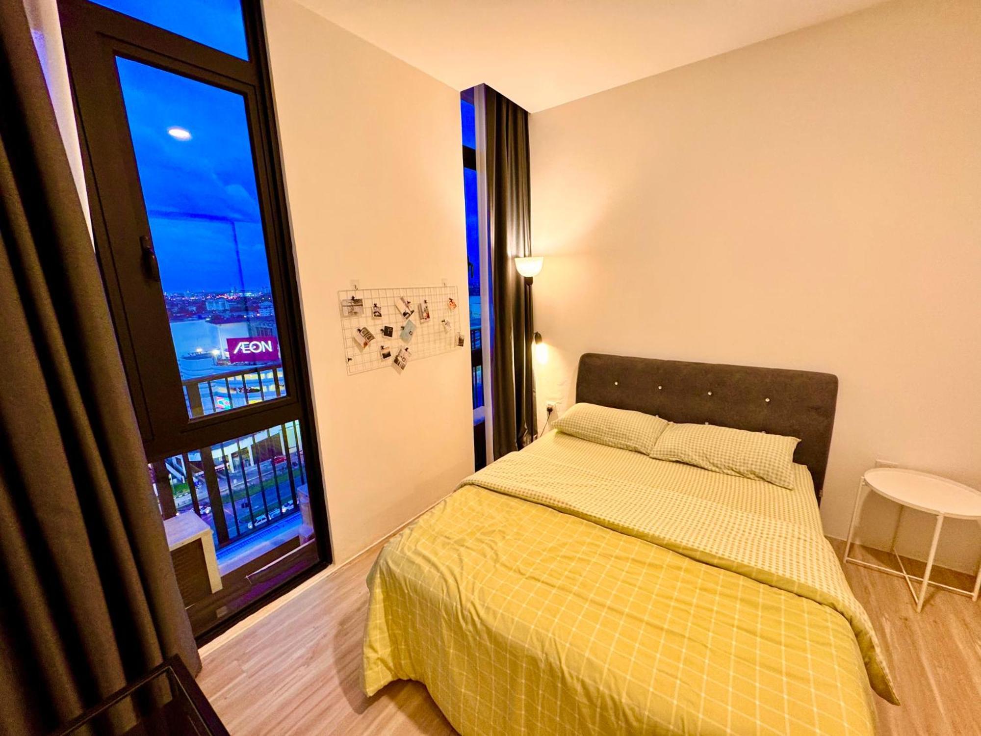 The Podium Luxury 6pax 3br Hfloor Facing Aeon * Kuching