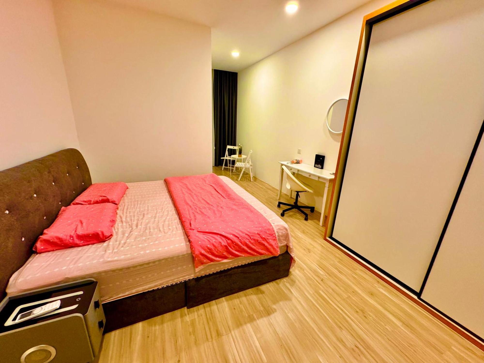 Apartment The Podium Luxury 6pax 3br Hfloor Facing Aeon *